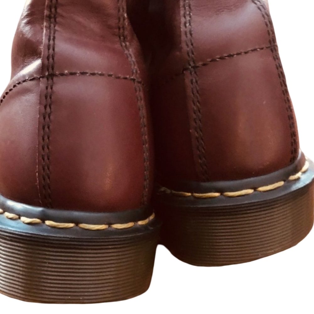 Dr. Martens 1460 Cherry Red Leather Boots Size 8 Brand New - Picture 4 of 13